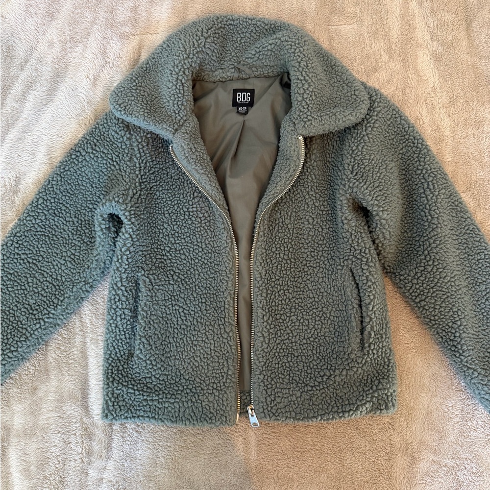 BDG Fleece Jacket in Soft Green/Gray